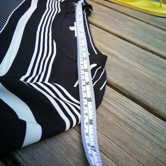 Loft Tunic - Picture 2 of 7